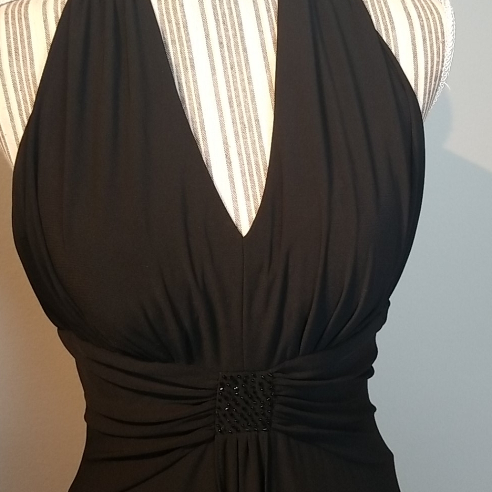 Dress - Picture 2 of 4